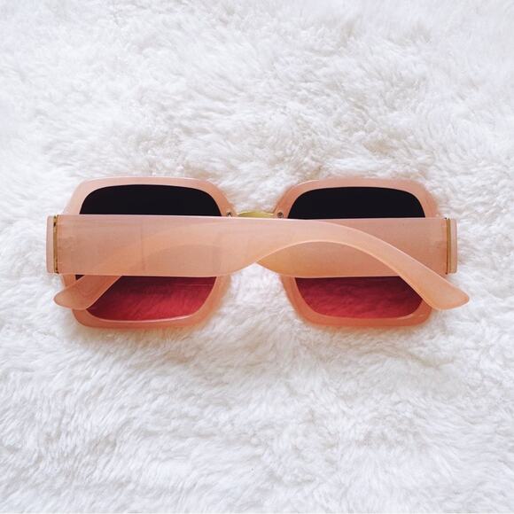Layla Pink Sleek Square Sunglasses - Picture 11 of 11